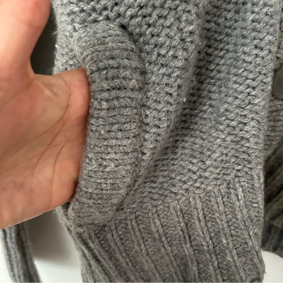 American Eagle gray button front grandpa cardigan L - Picture 3 of 7
